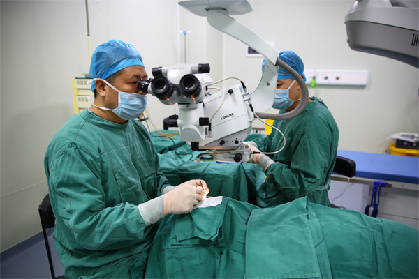 郑州市2018免费白内障复明手术项目启动我院眼科免费治疗