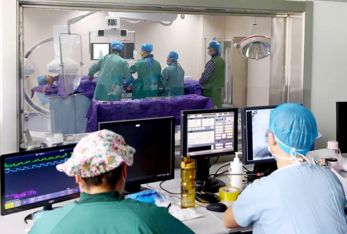 郑州阳城医院胸痛中心在春节假期连续两天成功救治两名急性心梗患者